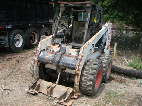 853 new holland skid steer|bobcat 853 engine size.